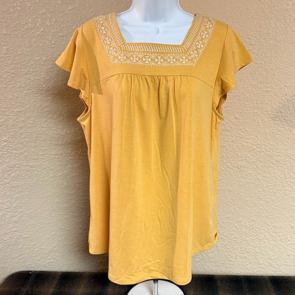Adrianna Papell Tops - 4/$20 Adrianna Papell Mustard Blouse with Embroidery